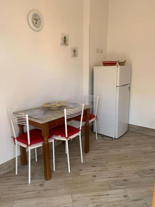 Bilocale A Due Passi Dal Porto E Dal Mare Apartment Лидо ди Остия Екстериор снимка