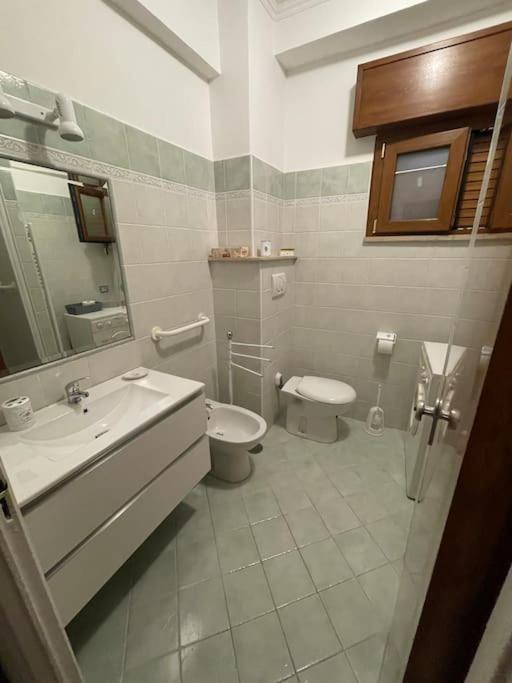 Bilocale A Due Passi Dal Porto E Dal Mare Apartment Лидо ди Остия Екстериор снимка
